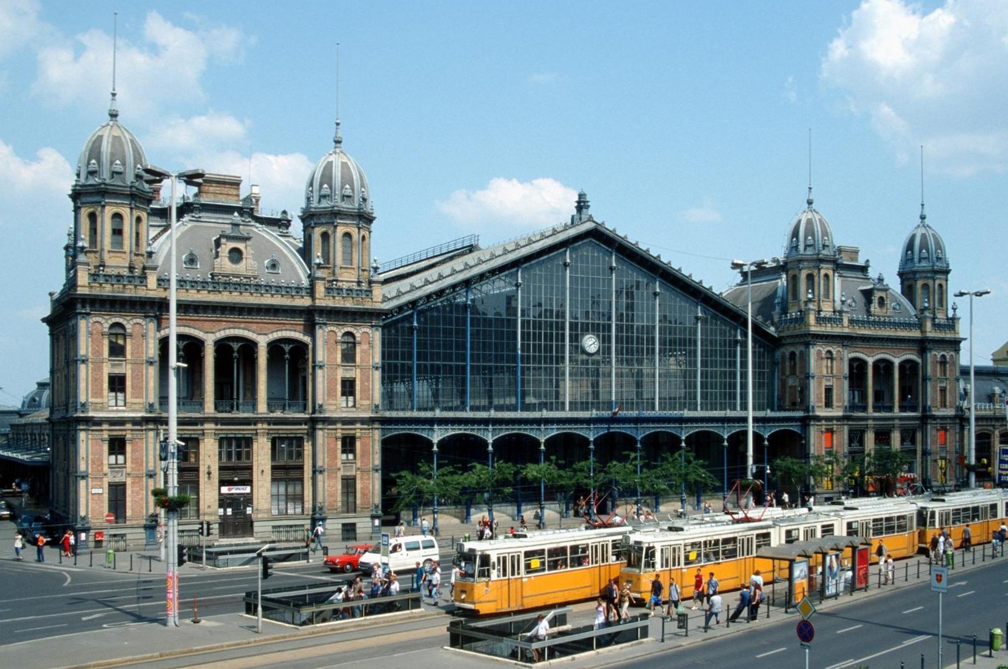Little Americas National Parks Apartments Budapest Esterno foto