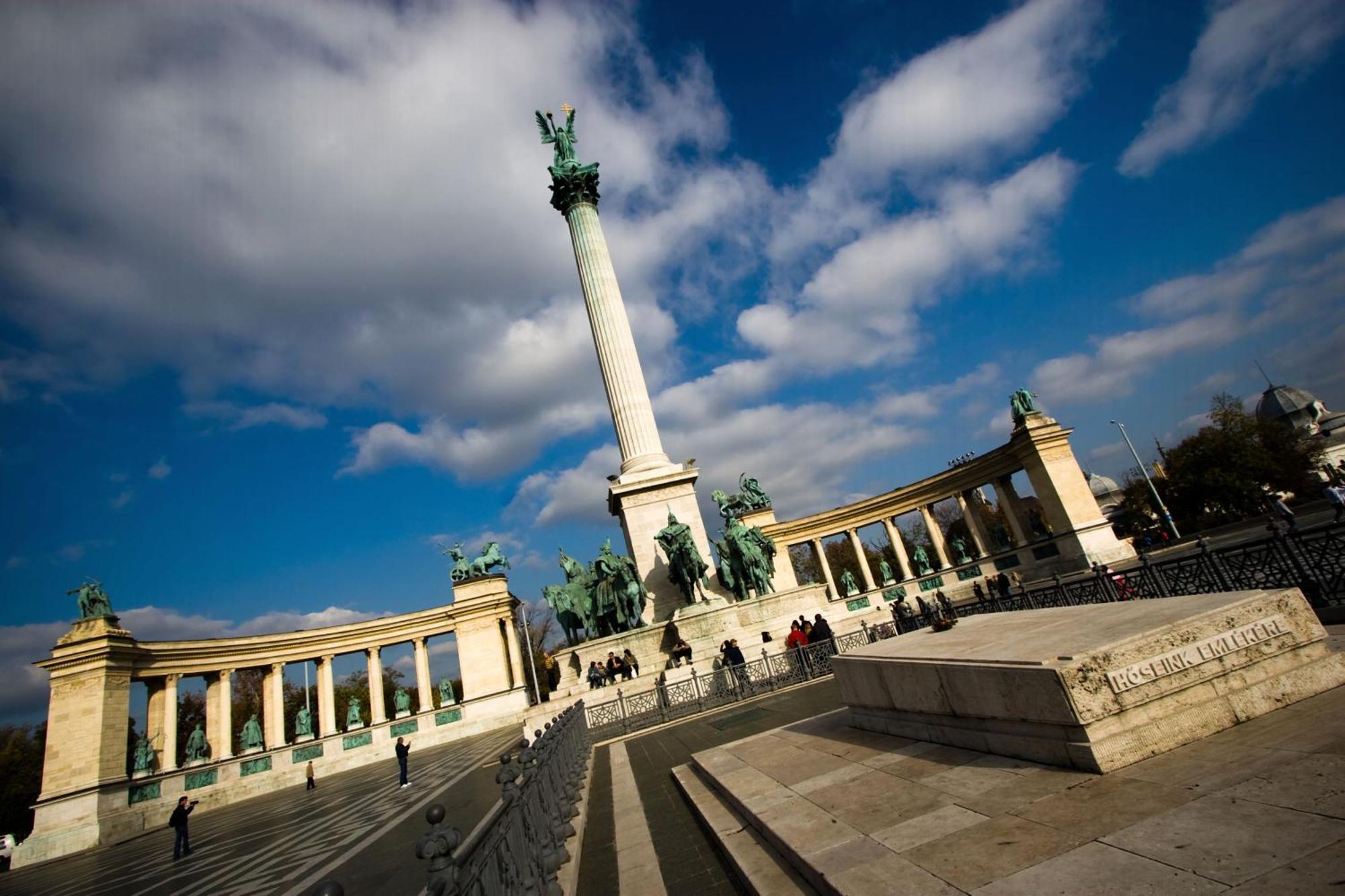 Little Americas National Parks Apartments Budapest Esterno foto